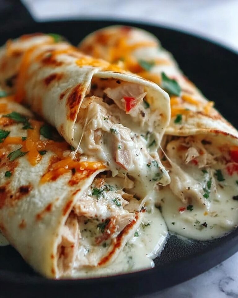 Cheesy Garlic Chicken Wraps Recipe